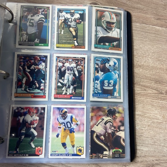 Football Cards - Picture 10 of 15